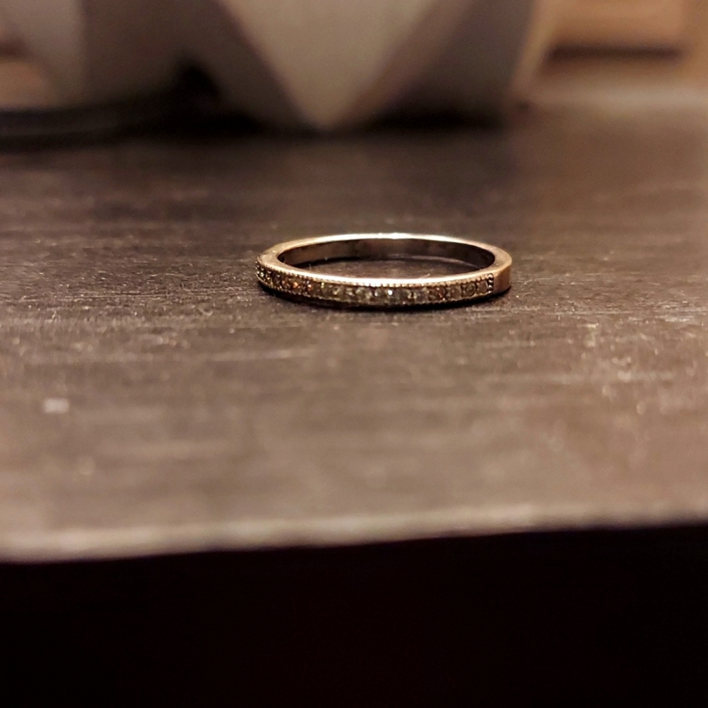 Diamond ring - silver Size 7